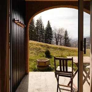 De Montagne Au Calme Rez De Jardin Sur Les Hauteurs De Briançon